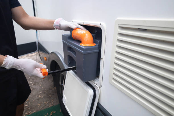 Portable Toilet Options We Offer in Pea Ridge, FL
